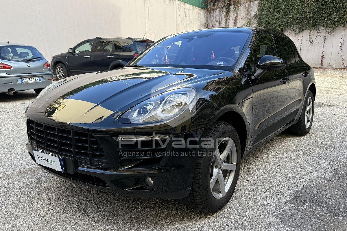 PORSCHE Macan 2.0