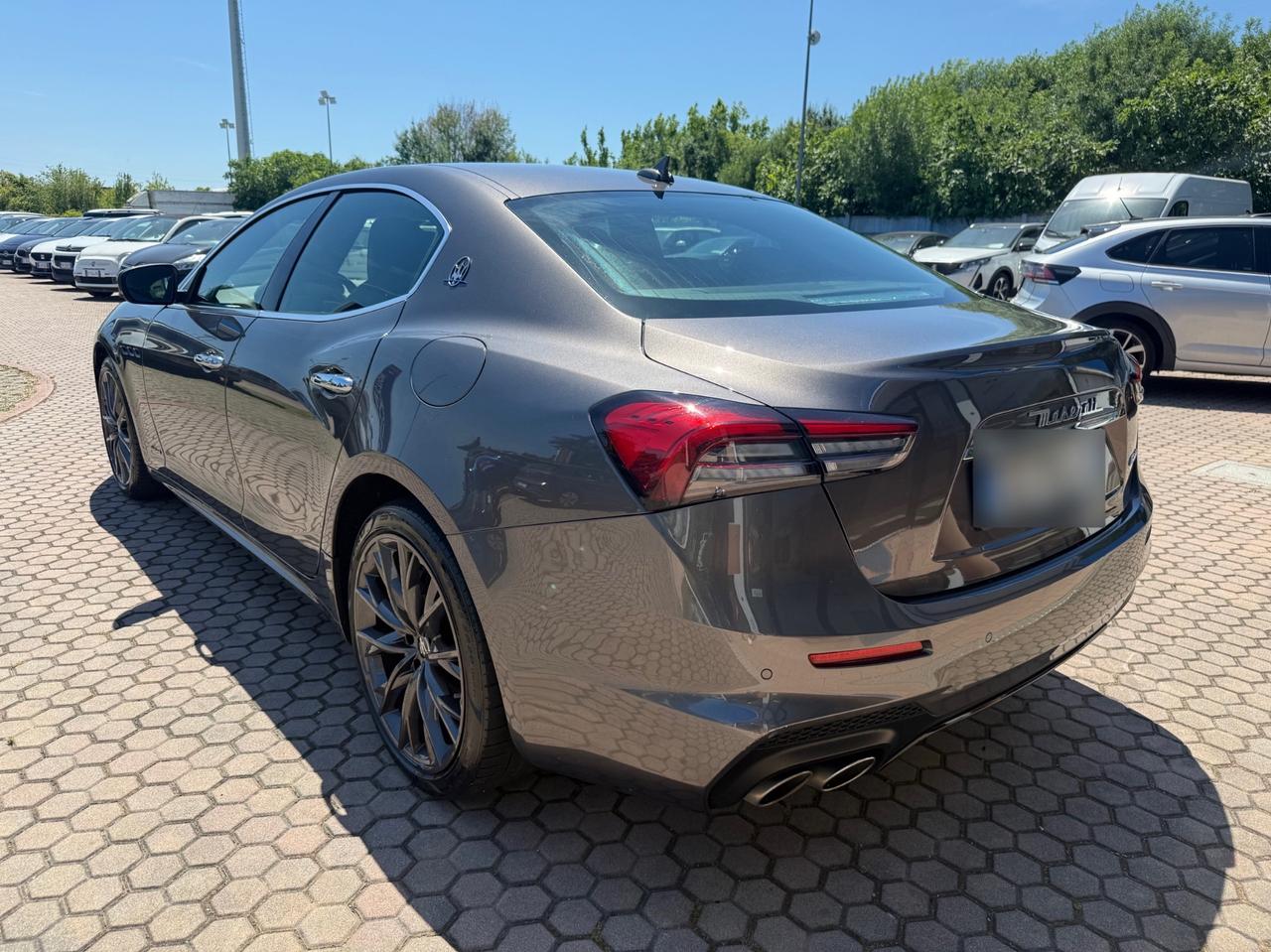 Maserati Ghibli L4 330 CV MHEV Gransport