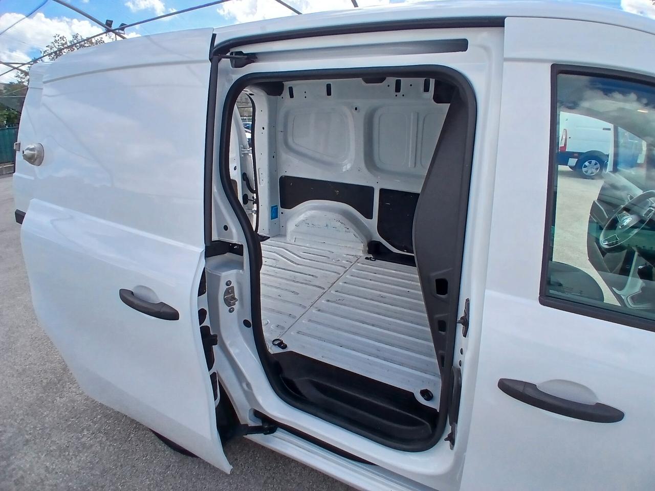RENAULT KANGOO 1.5 BCI 95CV VAN 2024