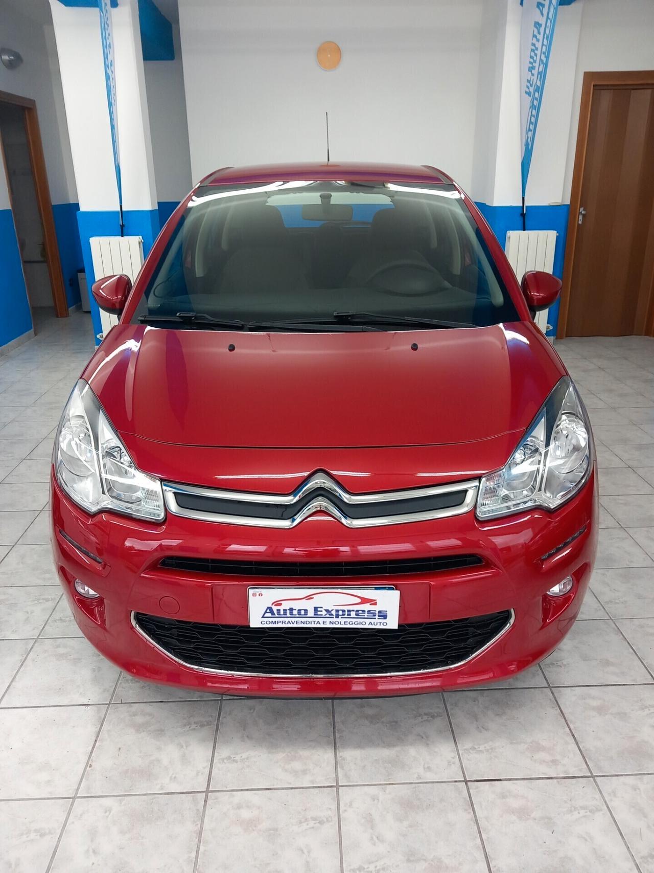 Citroen C3 anno 2015 1.2 benzina 59 mila km