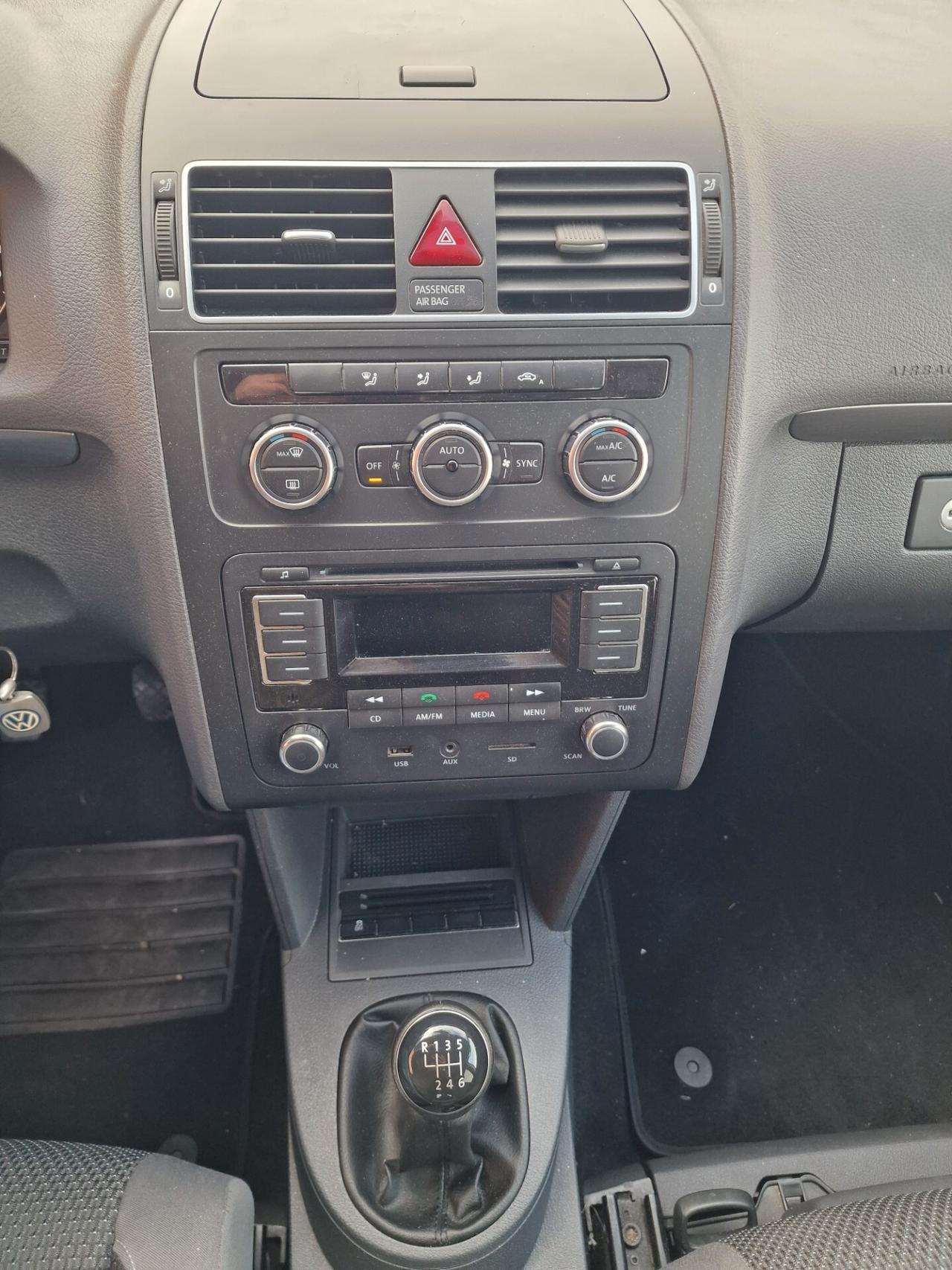 Volkswagen Touran Business 1.4 Highline EcoFuel