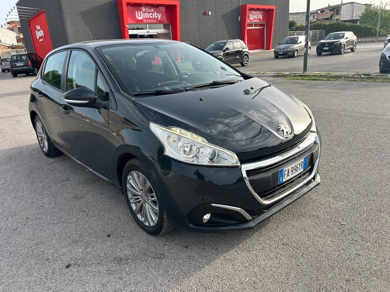 Peugeot 208 BlueHDi 75 5 porte Allure