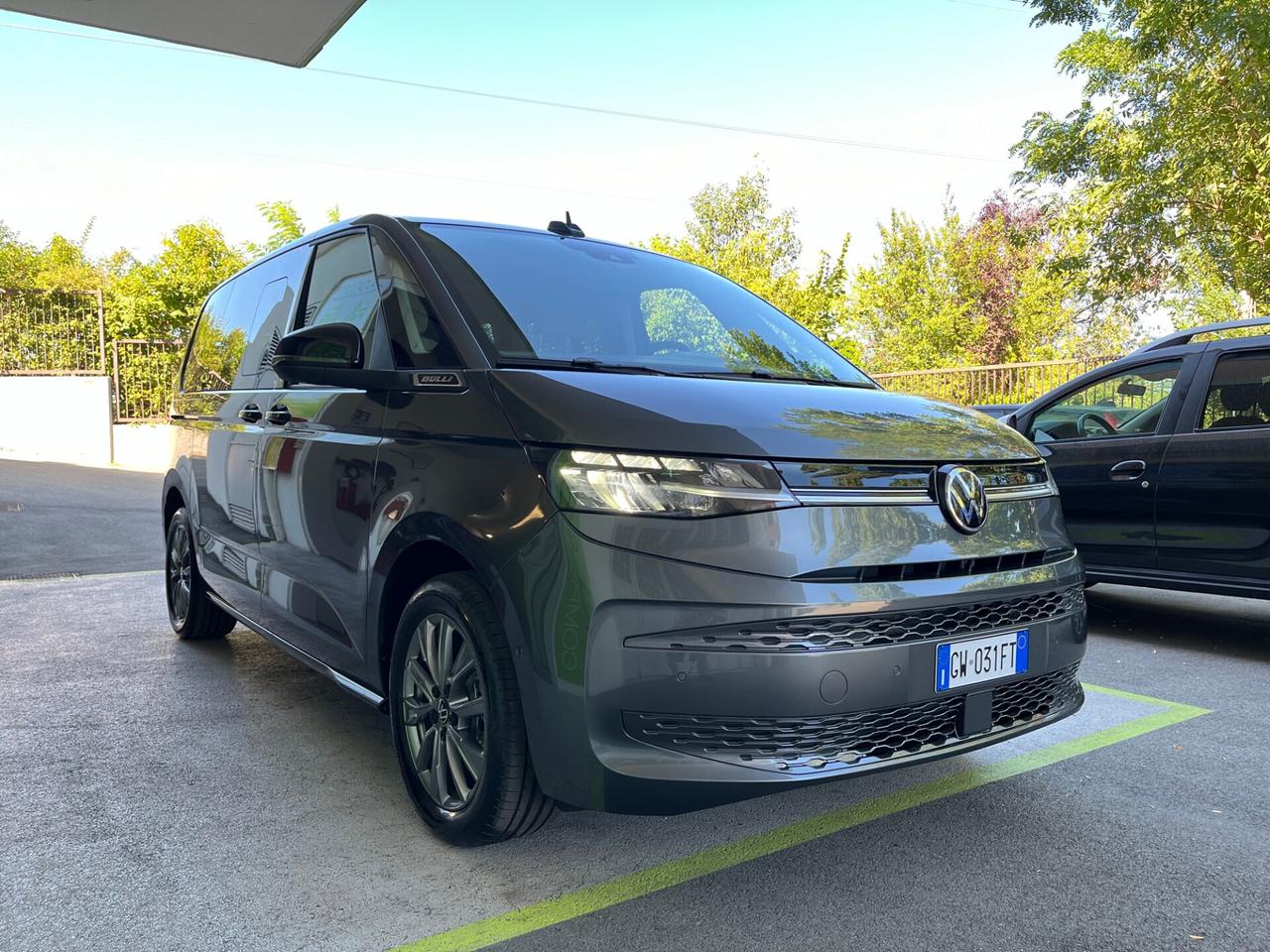 Volkswagen Multivan T7 2.0 LIFE DSG GARANZIA 5ANNI