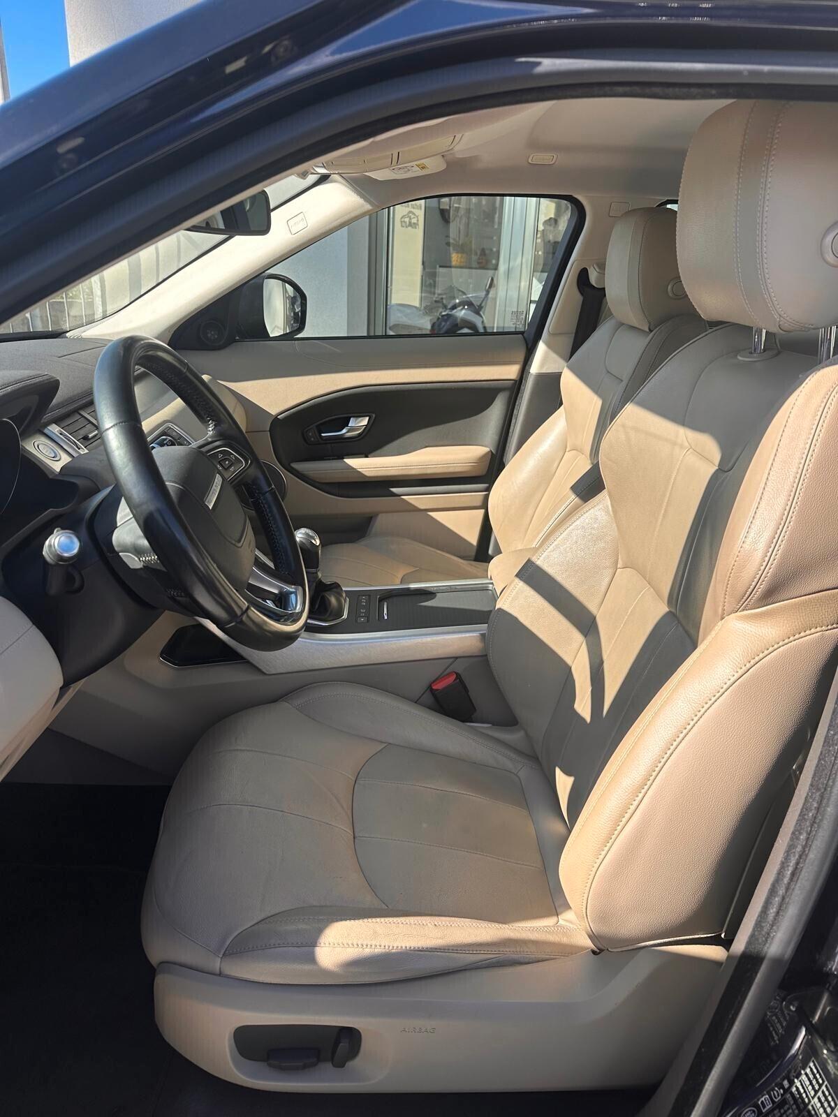 Land Rover Range Evoque 2.0 TD4 150 CV 5p. Pure