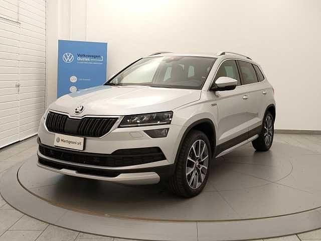 SKODA Karoq 2.0 TDI SCR 4x4 DSG Scout