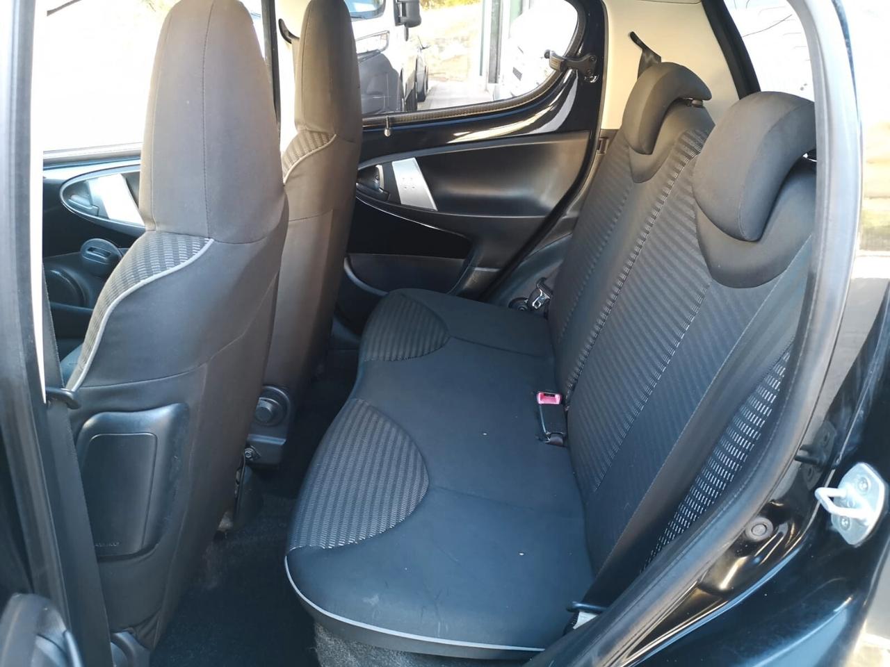 PEUGEOT 107 1.0 - 68 CV 5p. Access 2012