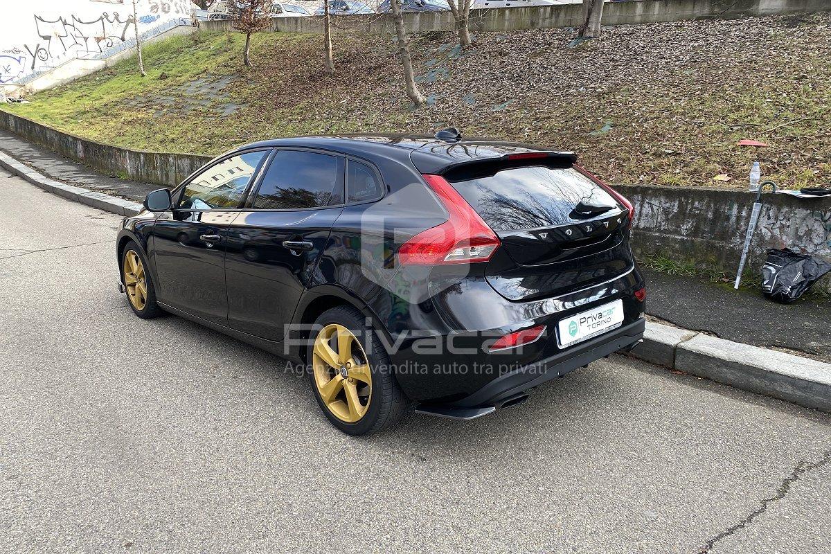 VOLVO V40 D2 1.6 Powershift Momentum