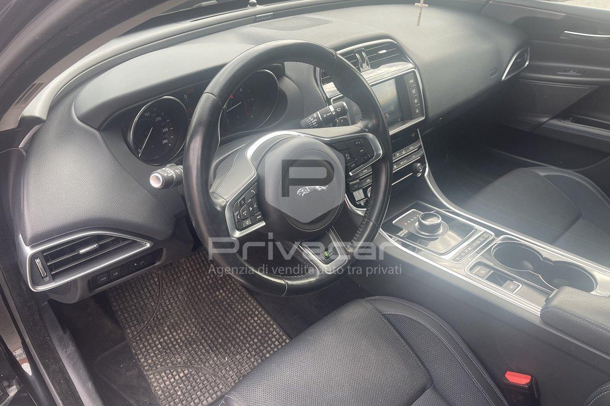 JAGUAR XE 2.0 D Turbo 180CV aut. R-Sport