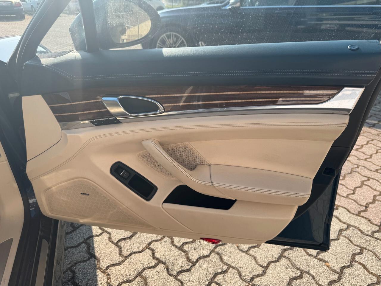 Porsche Panamera 4.8 Turbo S
