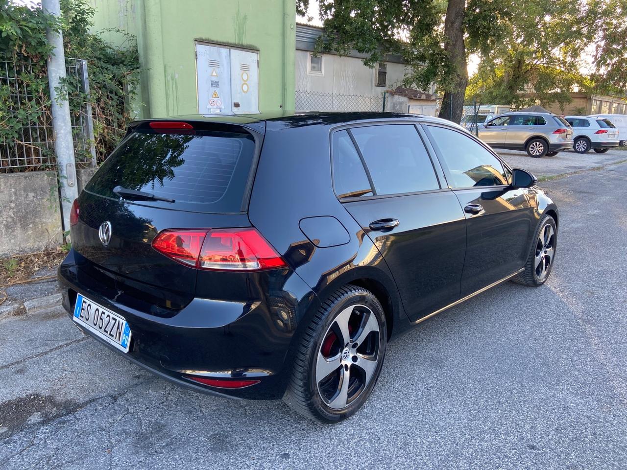 Volkswagen Golf 2.0 TDI 5p. Highline BlueMotion Technology