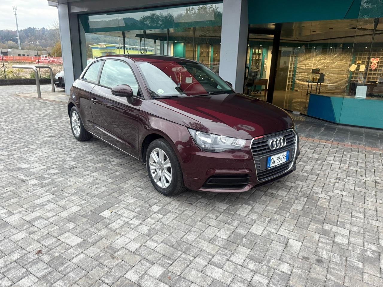 Audi A1 1.6 TDI 2012 - NEOPATENTATI