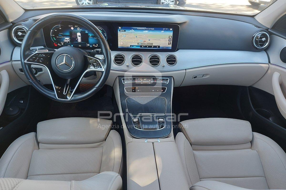 MERCEDES E 220 d S.W. 4Matic Auto Premium Plus