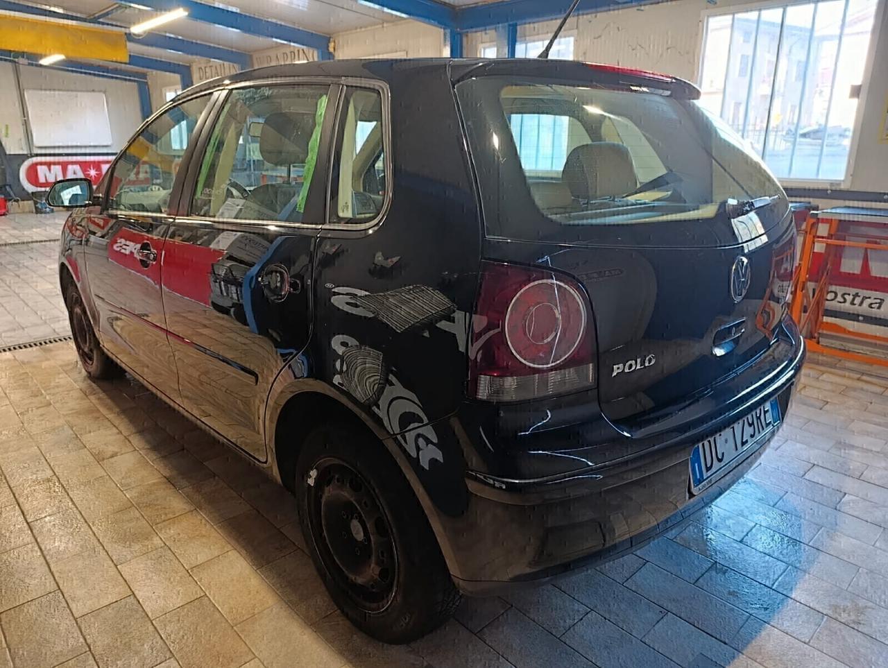 Polo 1.4/75CV 16V 5p. aut. Comfortline