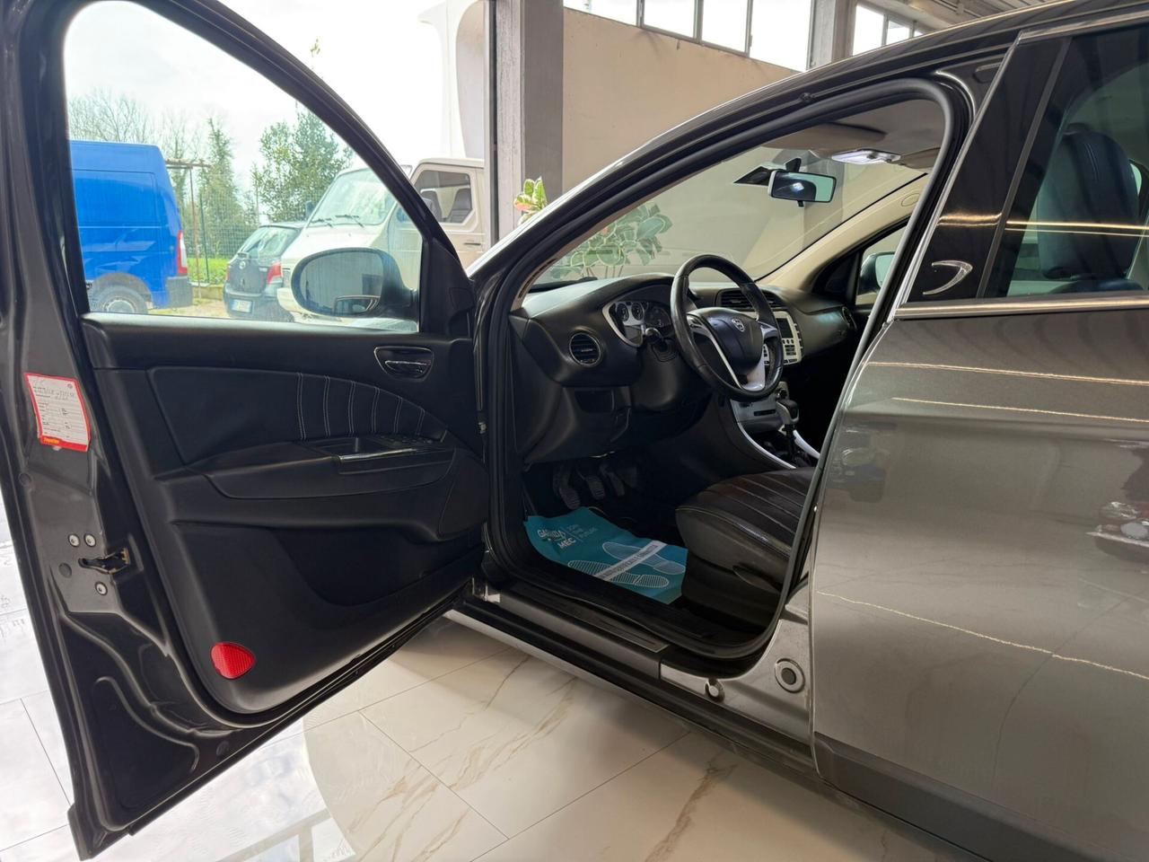 Lancia Delta 1.6 MJT DPF Selectronic Platino