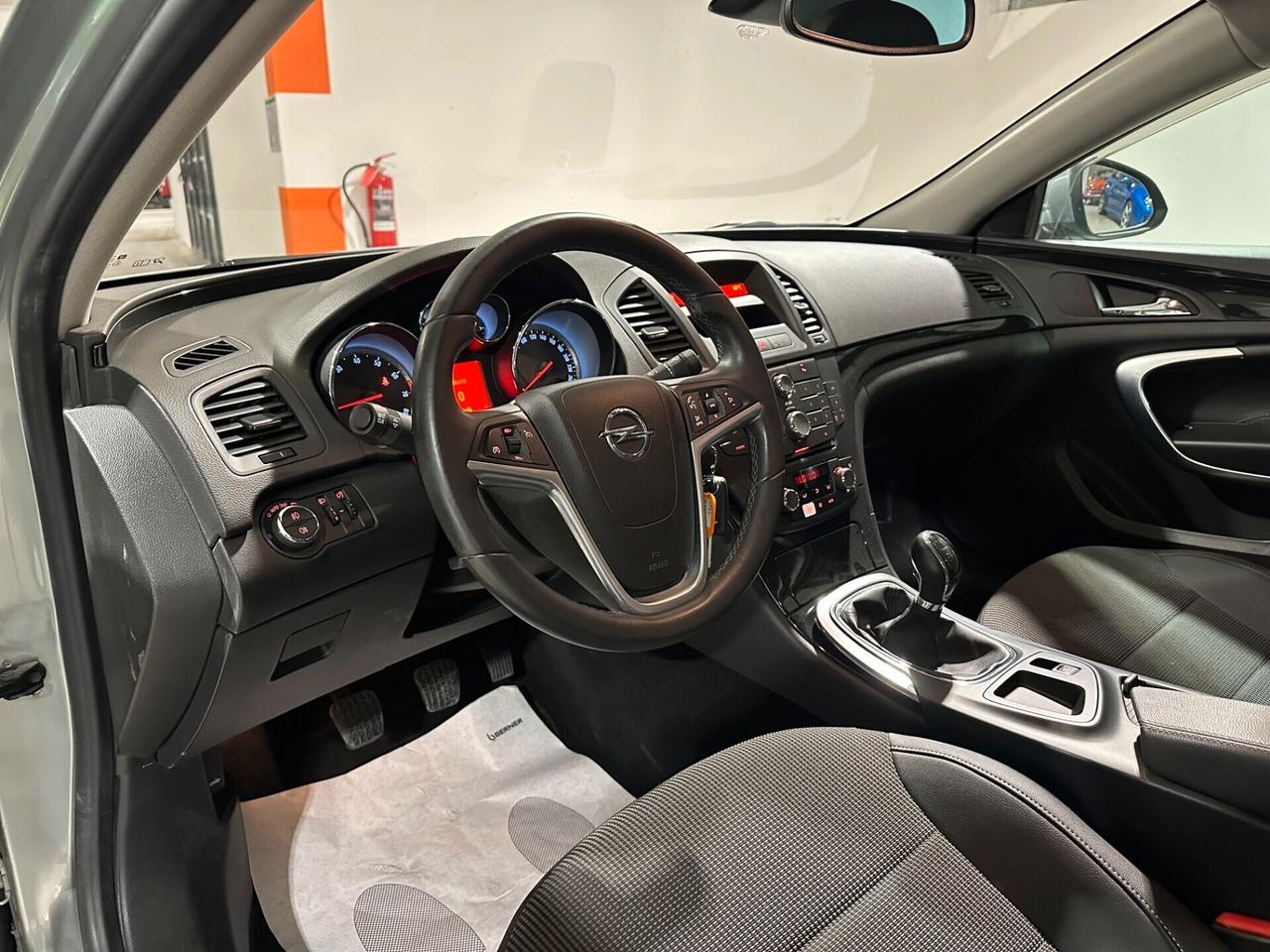 Opel Insignia 1.6 Turbo 180CV 4 porte Cosmo - UNICO PROPRIETARIO