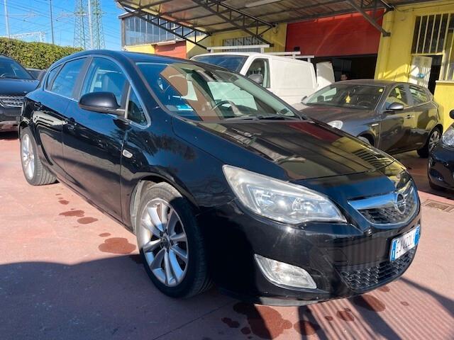 Opel Astra 1.7 CDTI 110CV 5 porte Cosmo