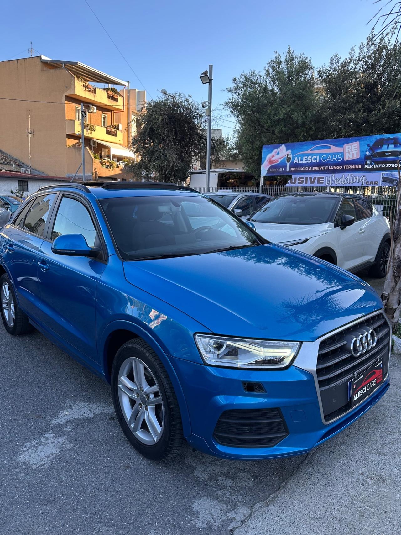 Audi Q3 2.0 TDI 120 CV Sport S Line Tetto apribile