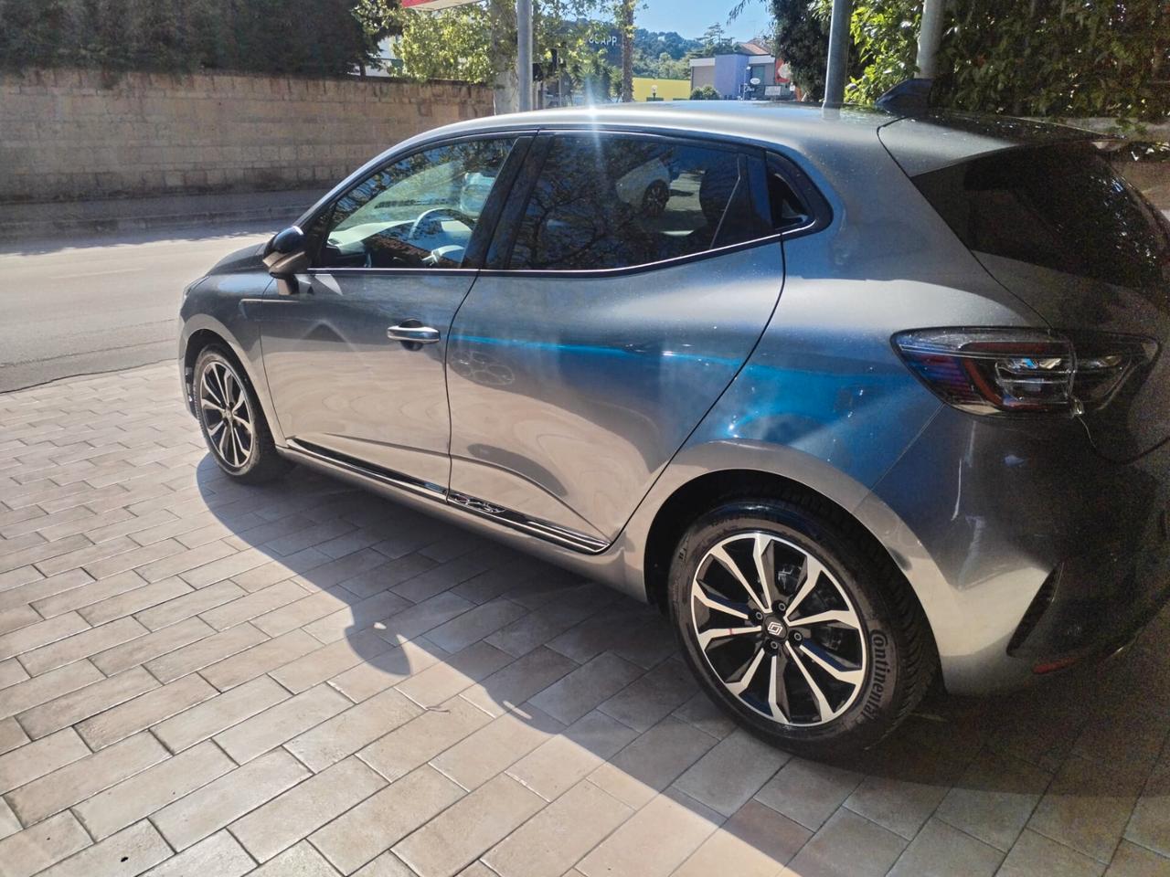 Renault Clio TCe 90 CV 5 porte Techno