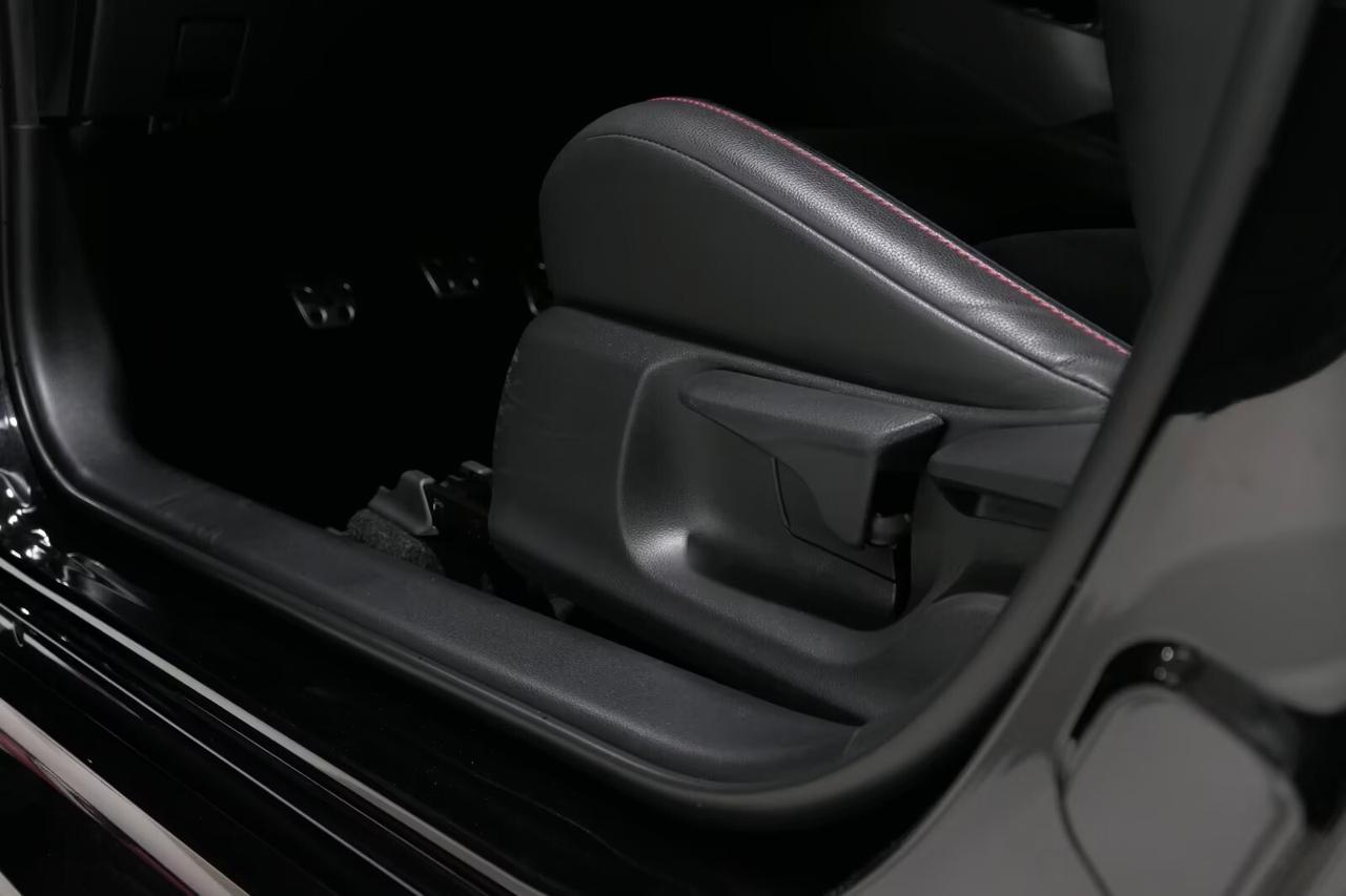 Toyota Yaris 1.6 Turbo 3 porte GR Circuit FULL KAMERA ALCANTARA