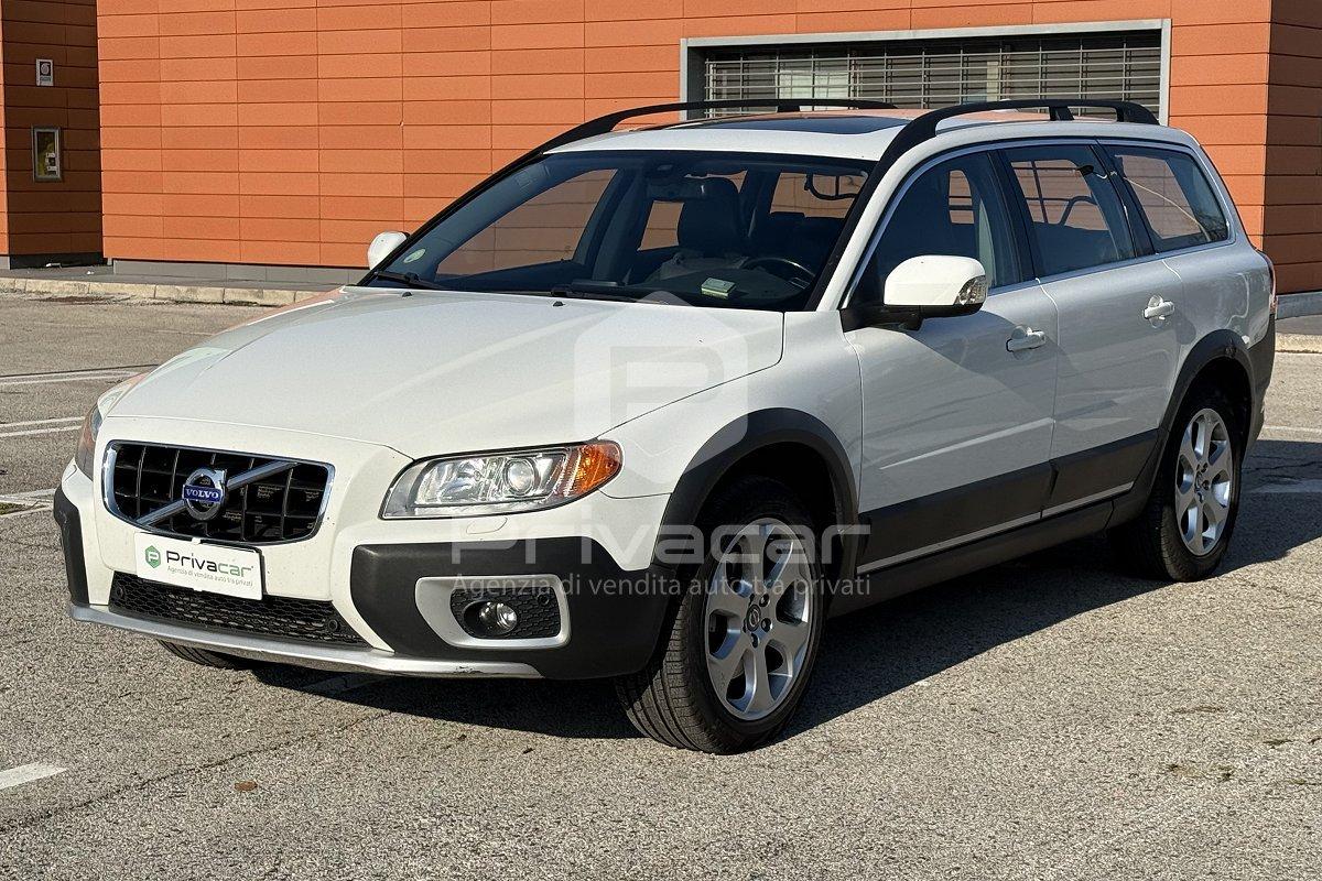 VOLVO XC70 D5 AWD Geartronic Summum