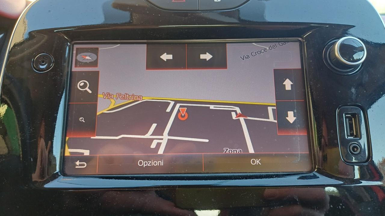 Renault Clio dCi 90CV Start&Stop 5 porte Energy Automatica neopatentati