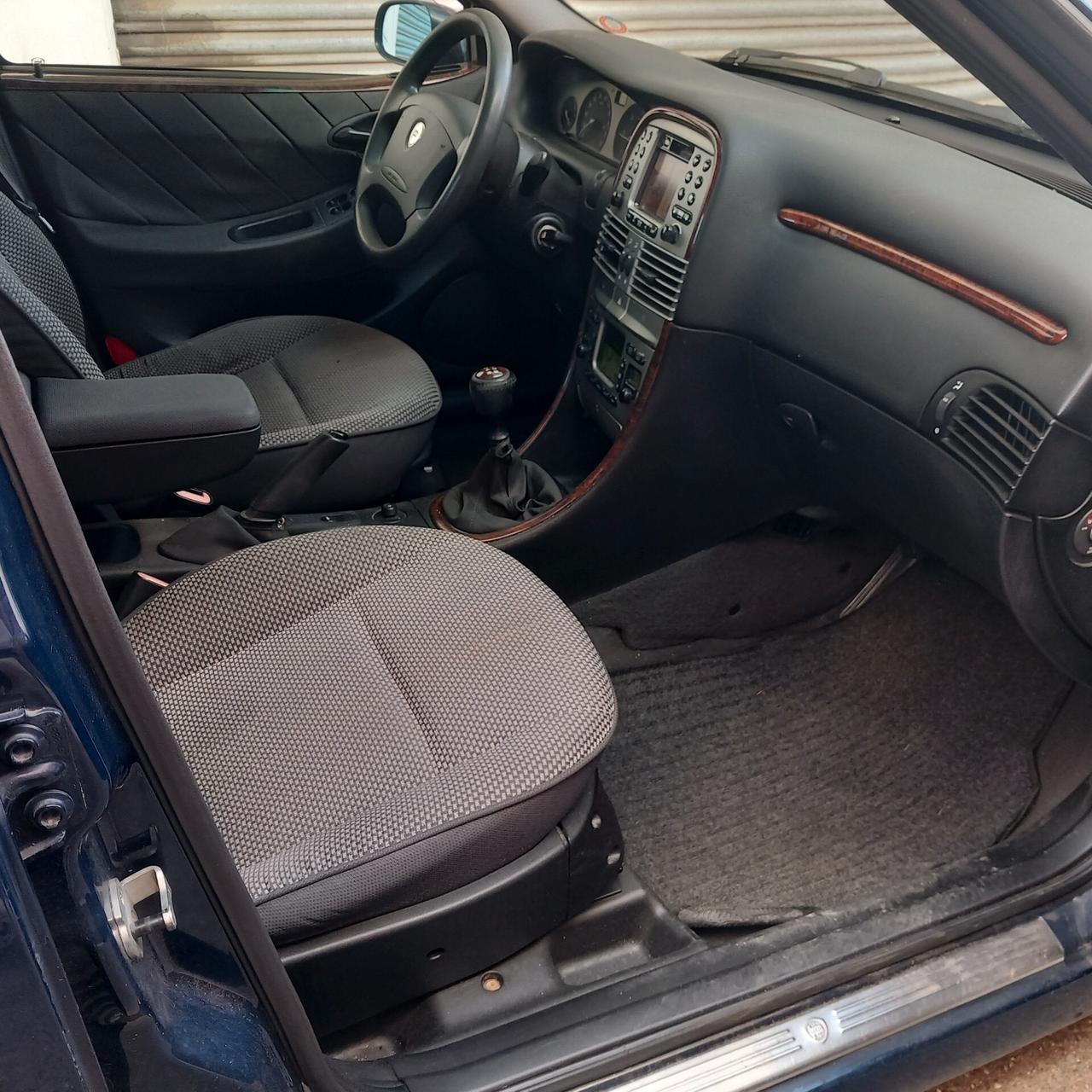 Lancia Lybra 1.9 JTD