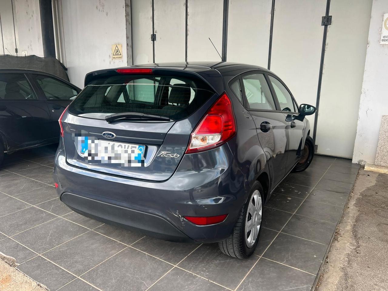 Ford Fiesta 1.5 TDCi 75CV 5 porte Titanium