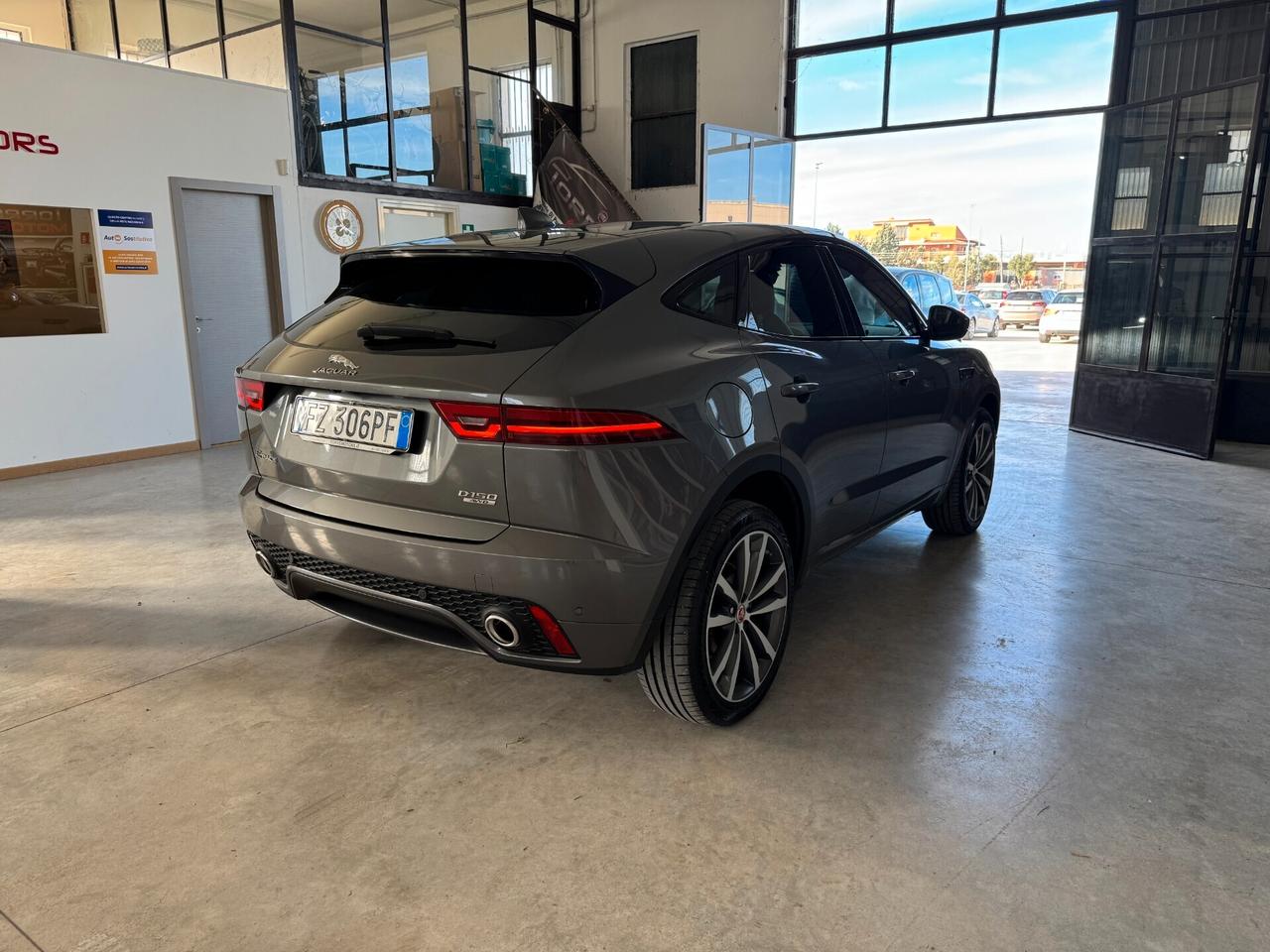Jaguar E-Pace 2.0D 150 CV AWD aut. R-Dynamic 11/2019