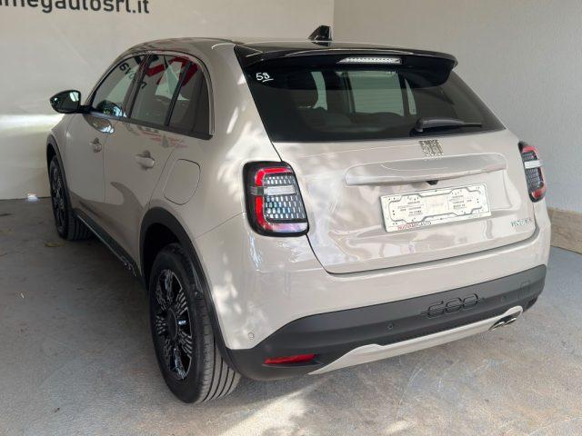 FIAT 600 Hybrid 110 CV DCT MHEV Business