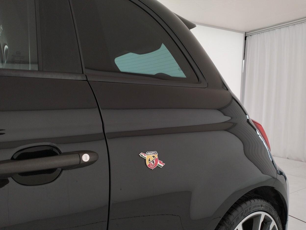 ABARTH 695 1.4 t-jet 180cv auto - IVA ESPOSTA