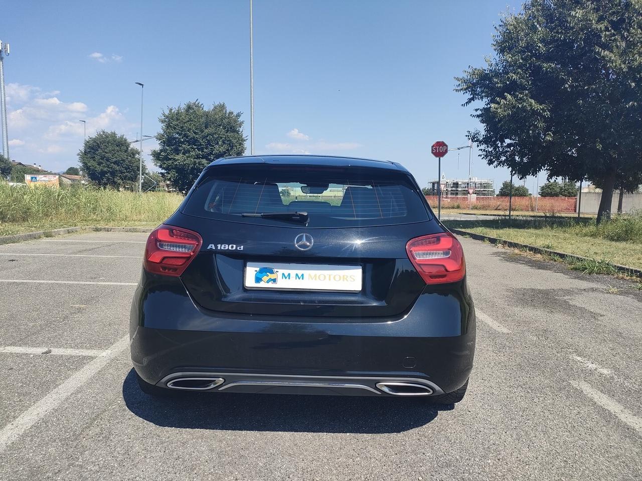 MERCEDES BENZ Classe A 180 automatica 110cv