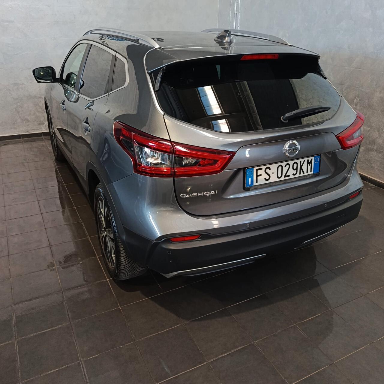 Nissan Qashqai 1.2 BENZINA AUTOMATICA NEOPATENTATI