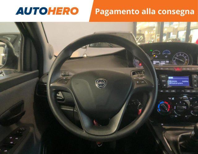 LANCIA Ypsilon 1.0 FireFly 5 porte S&S Hybrid Silver