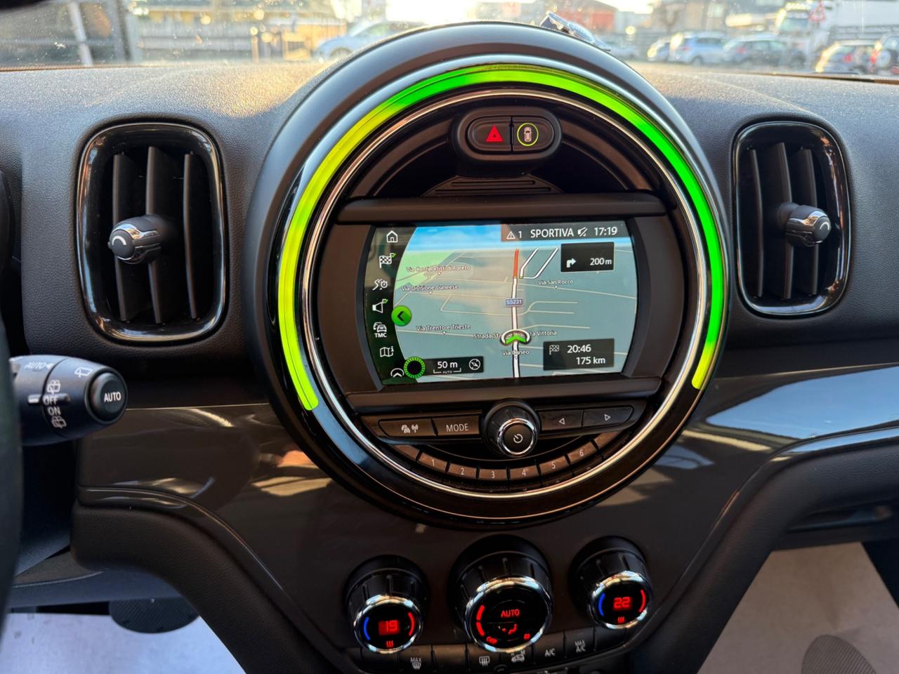 Mini Cooper Countryman 1.5 Hype GANCIO TRAINO