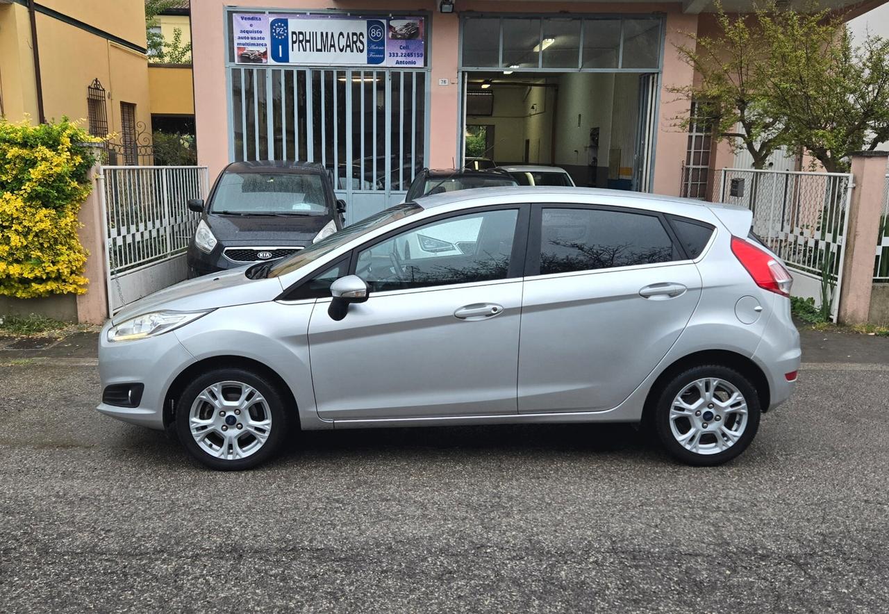 Ford Fiesta 1.4 5p. Bz.- GPL Titanium
