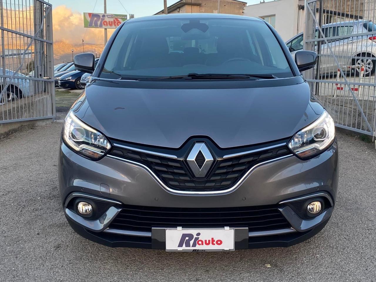 Renault Scenic Scénic dCi 8V 110 CV r link solo 106.000 km