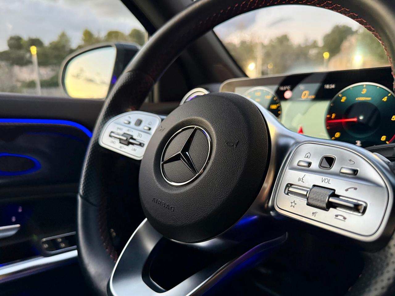Mercedes GLA200 PREMIUM/2000 150CV/LUCI 64/CERCHI19"
