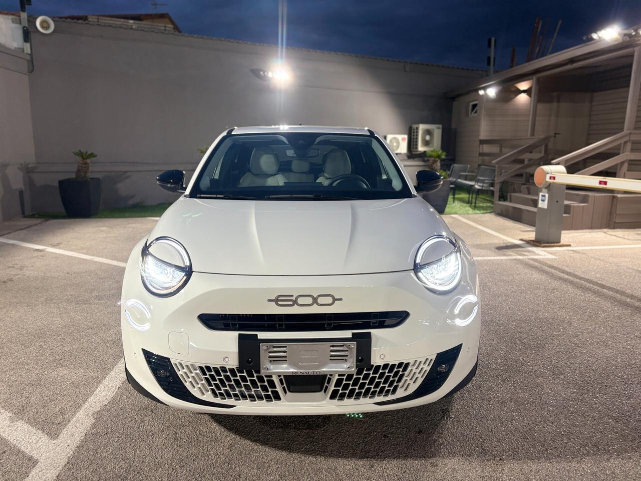 Fiat 600 Hybrid 100 CV DCT MHEV La Prima Automatica KM CERTIFICATI