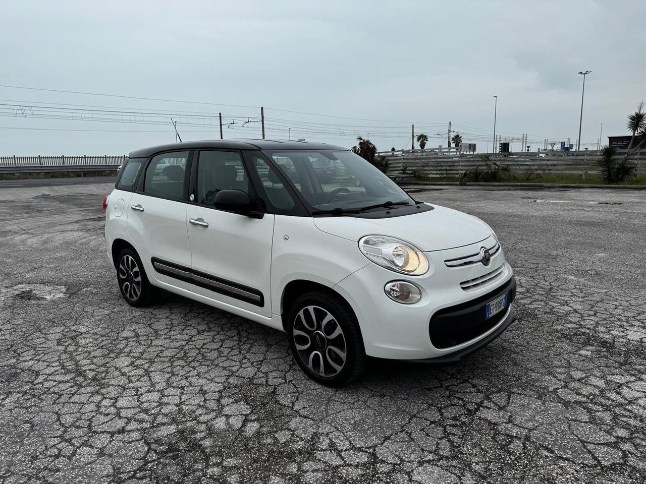 Fiat 500L 0.9 TwinAir Turbo Natural Power Lounge