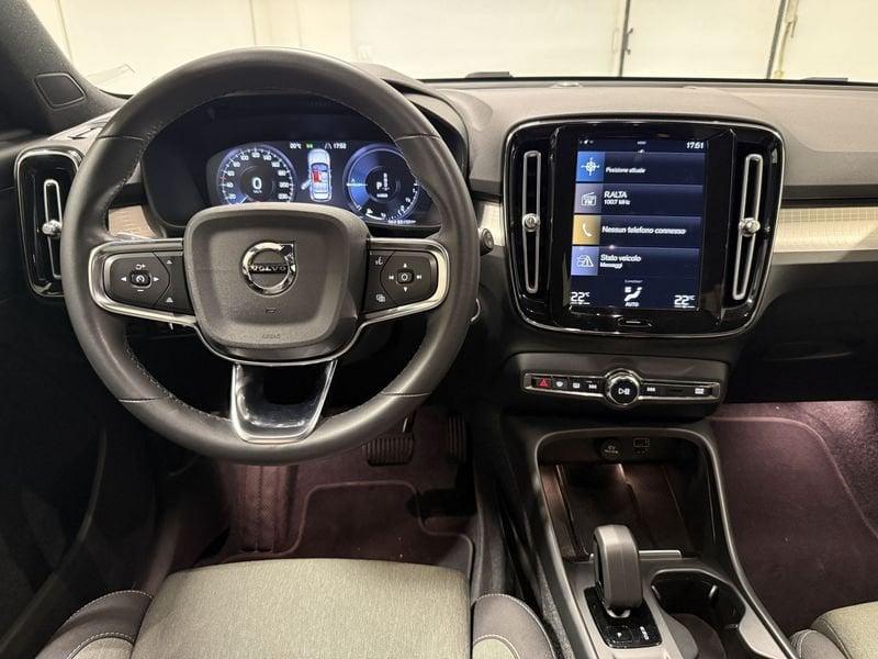 Volvo XC40 Recharge T4 Plug-in Hybrid auto Recharge Core