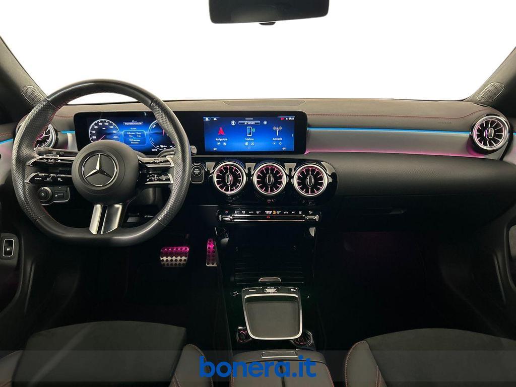 Mercedes CLA Shooting Brake 250 e Plug-In-Hybrid AMG Line Advanced Plus 8G-DCT