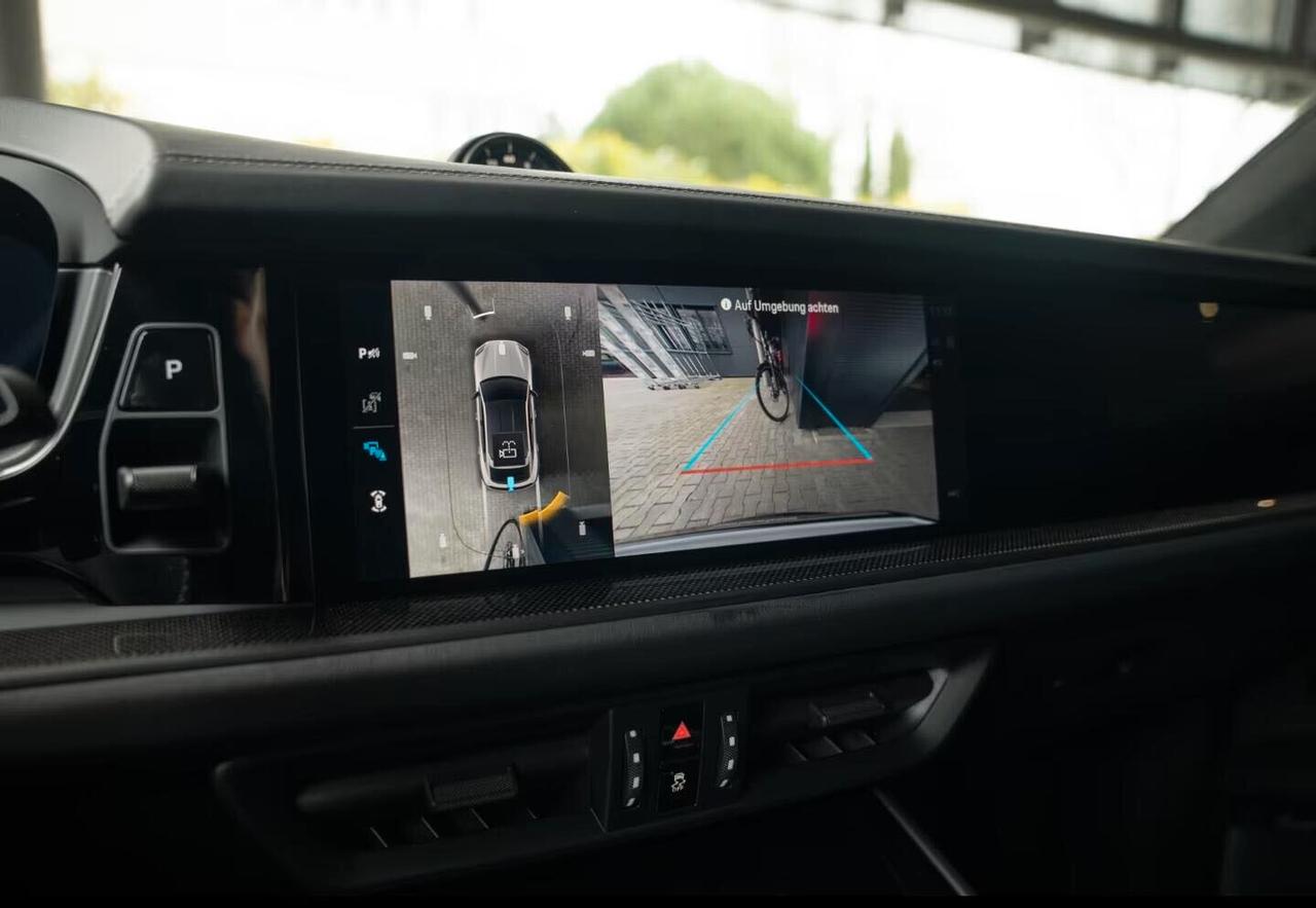 Porsche Cayenne Turbo E-Hybrid Coupé con pacchetto GT