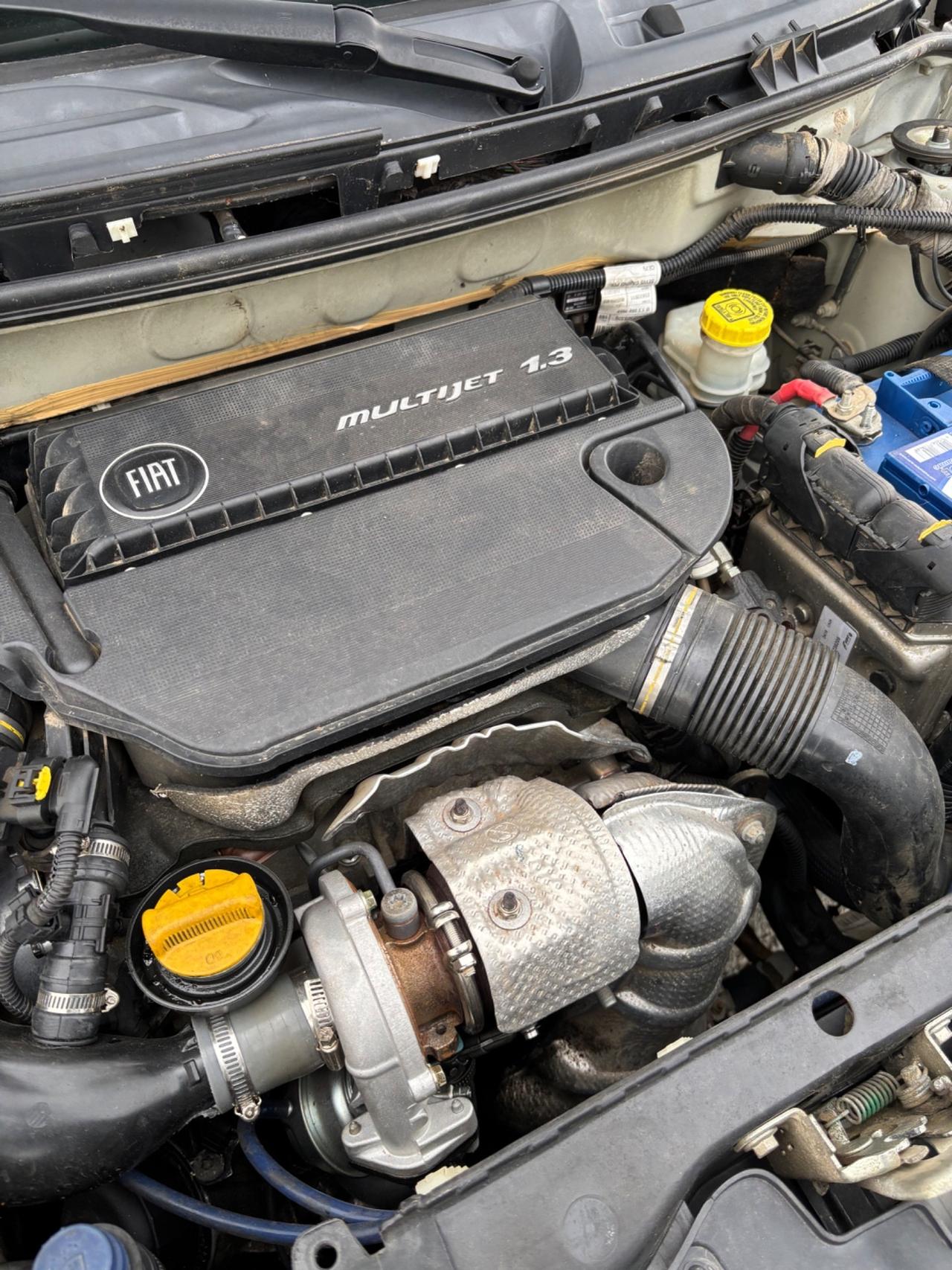 Fiat Panda 1.3 MJT 16V DPF 4x4 Climbing