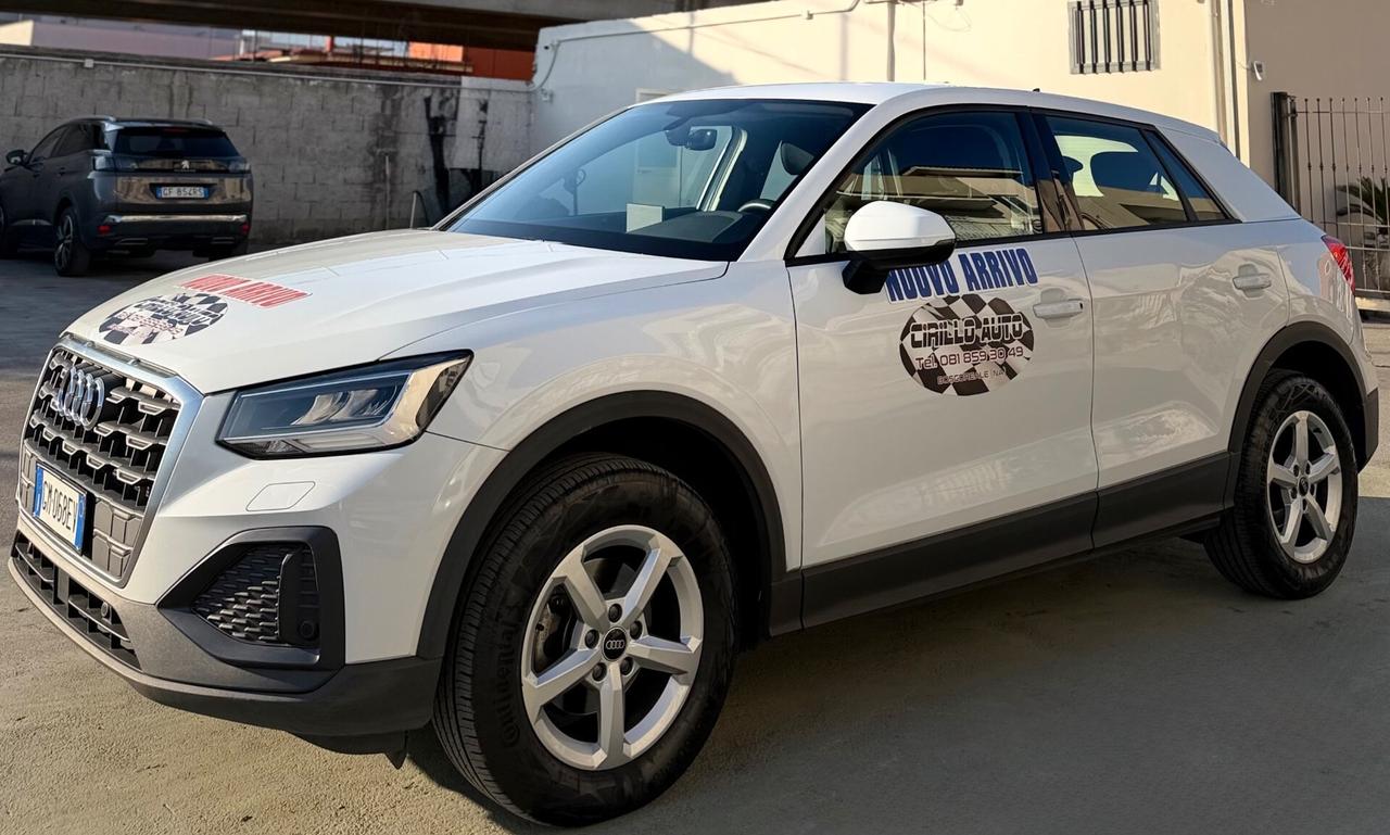 Audi Q2 2.0 Diesel Automatica Identity Black 115 Cv