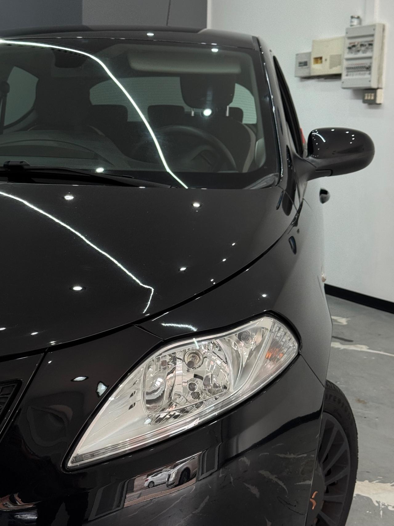 Lancia Ypsilon 1.2 69 CV 5 porte GPL Ecochic Gold