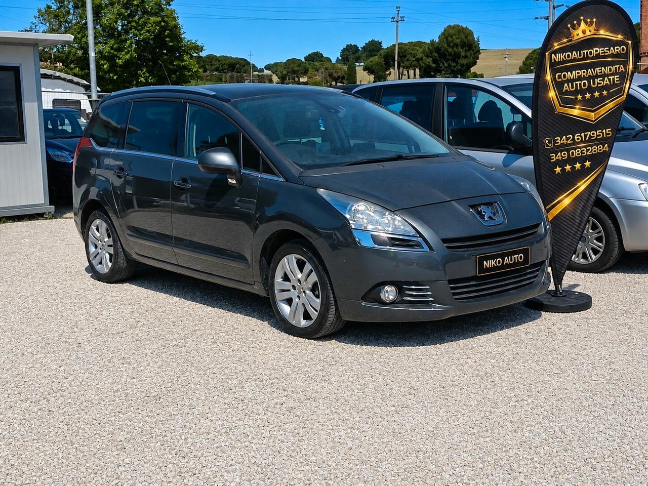 Peugeot 5008 2.0 HDi 150CV Business NAVI TETTO 5 POSTI GANCIO TRAINO HEAD-UP DISPlAY