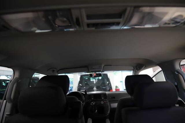 VOLKSWAGEN Multivan VW T5 2.5 Tdi 174cv 7 Posti Klima Navi G.Traino