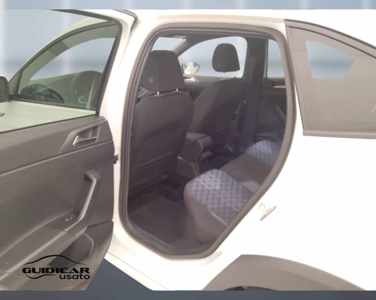 VOLKSWAGEN Taigo - Taigo 1.0 tsi R-Line 110cv