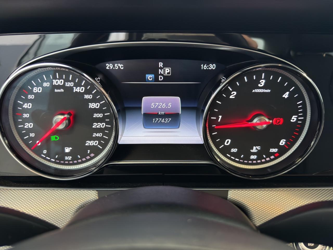 Mercedes-benz E 220 d Auto Business Sport