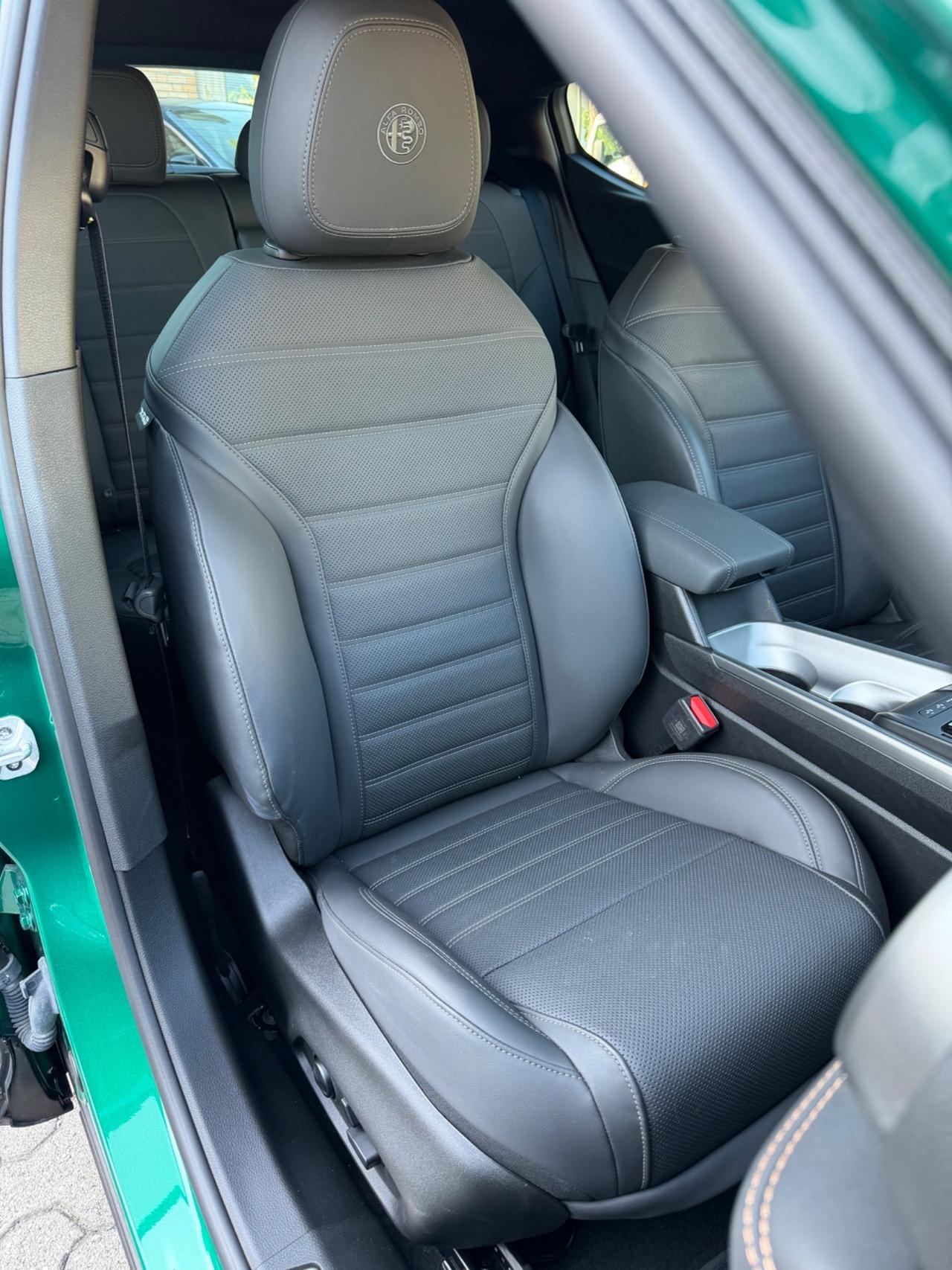 Alfa Romeo Tonale 1.3 280 CV PHEV AT6 Q4 Veloce